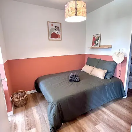 Apartment Le Quai 4 - Superbe T2 Lumineux Calme - Clim - Terrasse - Wifi - Gare A 200m Agen
